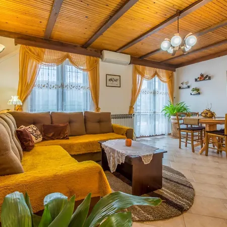 Pemper Apartment